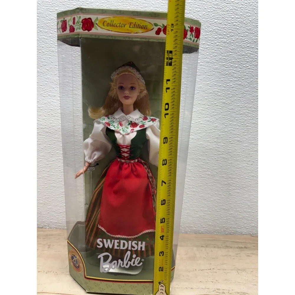 Vtg 1999 Mattel Swedish Barbie Doll 12